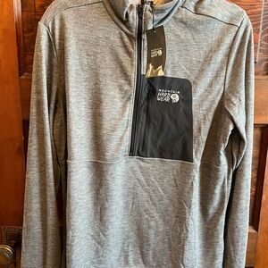 Mountain Hardwear Rogue Pursuit Gray 1/2 Zip Pullover - BRAND NEW!
